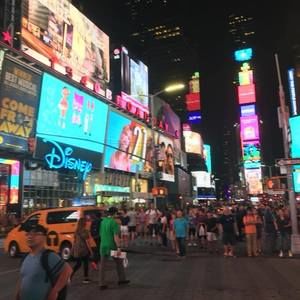 Meet your Posher, Sharon